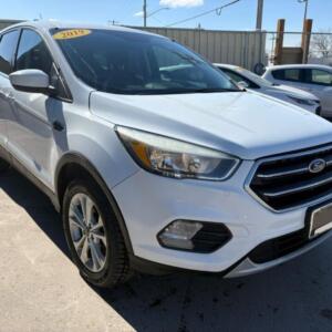 2019 FORD ESCAPE SE